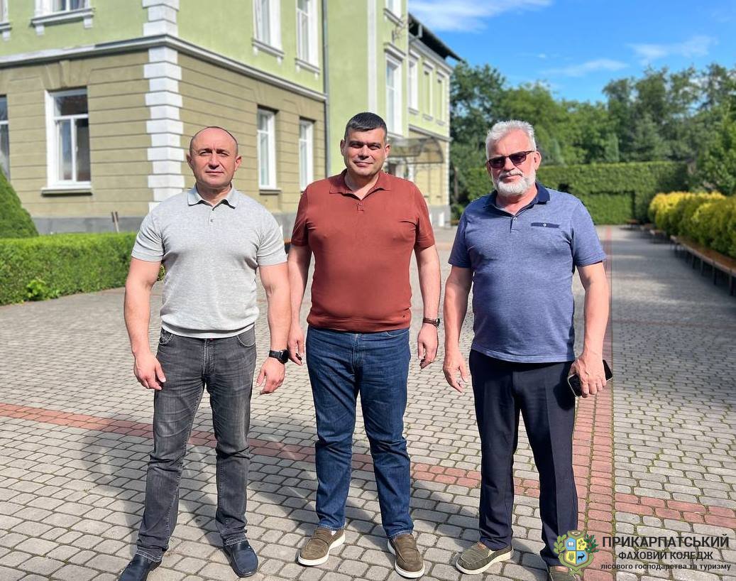 Коледж   приймав очільника "Карпатського лісового офісу"